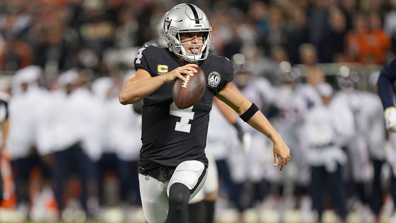 OAKLAND, CA - SEPTEMBER 09: Derek Carr #4 of the Oakland Raiders scrambles with the ball against the Denver Broncos during the second quarter of an NFL football game at RingCentral Coliseum on September 9, 2019 in Oakland, California.