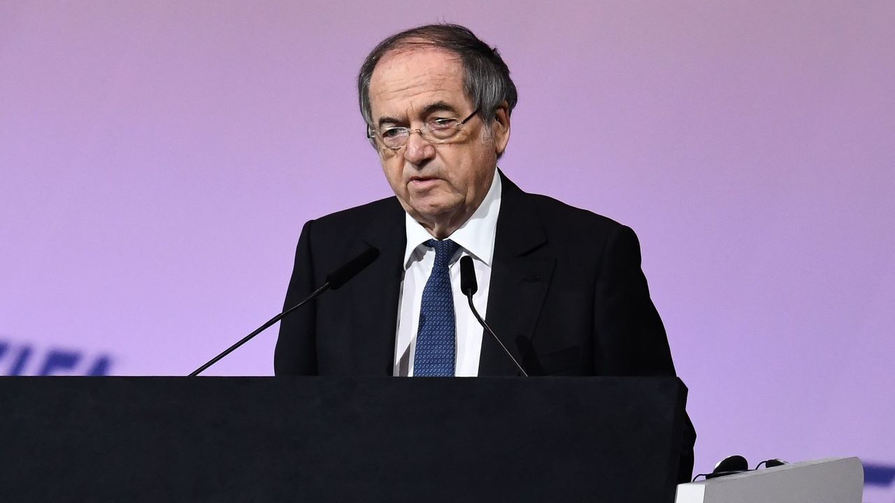 French Football Federation President Noel Le Graet addresses delegates at the 69th FIFA Congress at Paris Expo, Porte de Versailles in Paris on June 5, 2019.