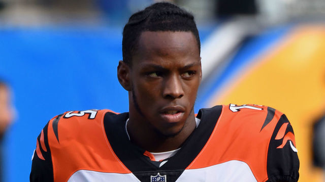CARSON, CA - DECEMBER 09: Cincinnati Bengals wide receiver John Ross (15) on the field during warm-ups before an NFL football game against the Los Angeles Chargers played on December 9, 2018 at the StubHub Center in Carson, CA.