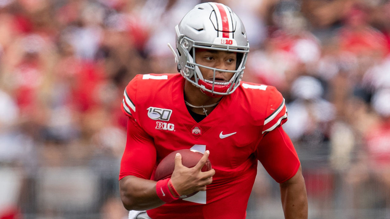 COLUMBUS, OH - SEPTEMBER 07: Ohio State Buckeyes quarterback Justin Fields #1 during game action between the Ohio State Buckeyes and the Cincinnati Bearcats on September 7, 2019, at Ohio Stadium in Columbus, OH.
