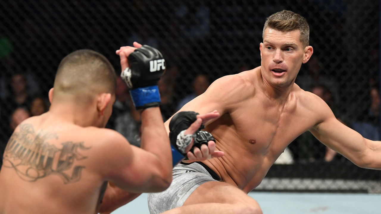 NASHVILLE, TENNESSEE - MARCH 23: (R-L) Stephen Thompson kicks Anthony Pettis in their welterweight bout during the UFC Fight Night event at Bridgestone Arena on March 23, 2019 in Nashville, Tennessee.