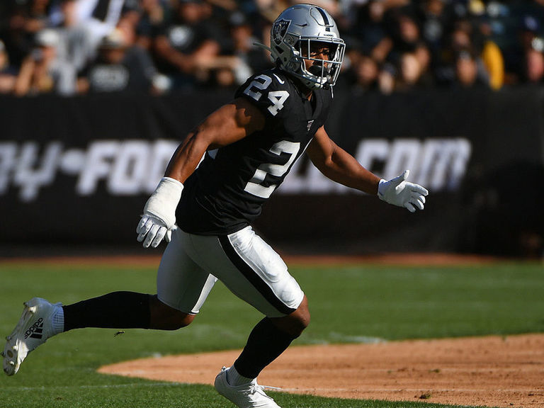 Report Raiders' Abram could hit IR after injuring shoulder vs. Broncos