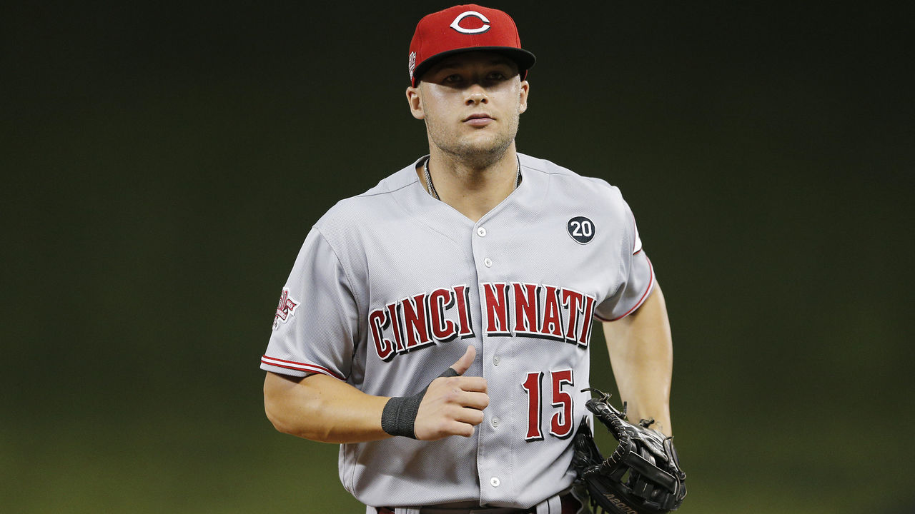 Struggling Cincinnati Reds demote veteran Nick Senzel to minors