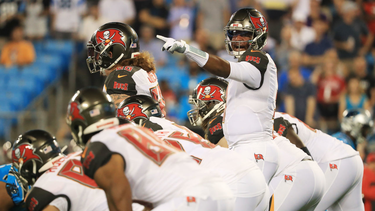 CHARLOTTE, NORTH CAROLINA - SEPTEMBER 12: Quarterback Jameis Winston #3 of the Tampa Bay Buccaneers calls a play in the first quarter against the Carolina Panthers at Bank of America Stadium on September 12, 2019 in Charlotte, North Carolina.