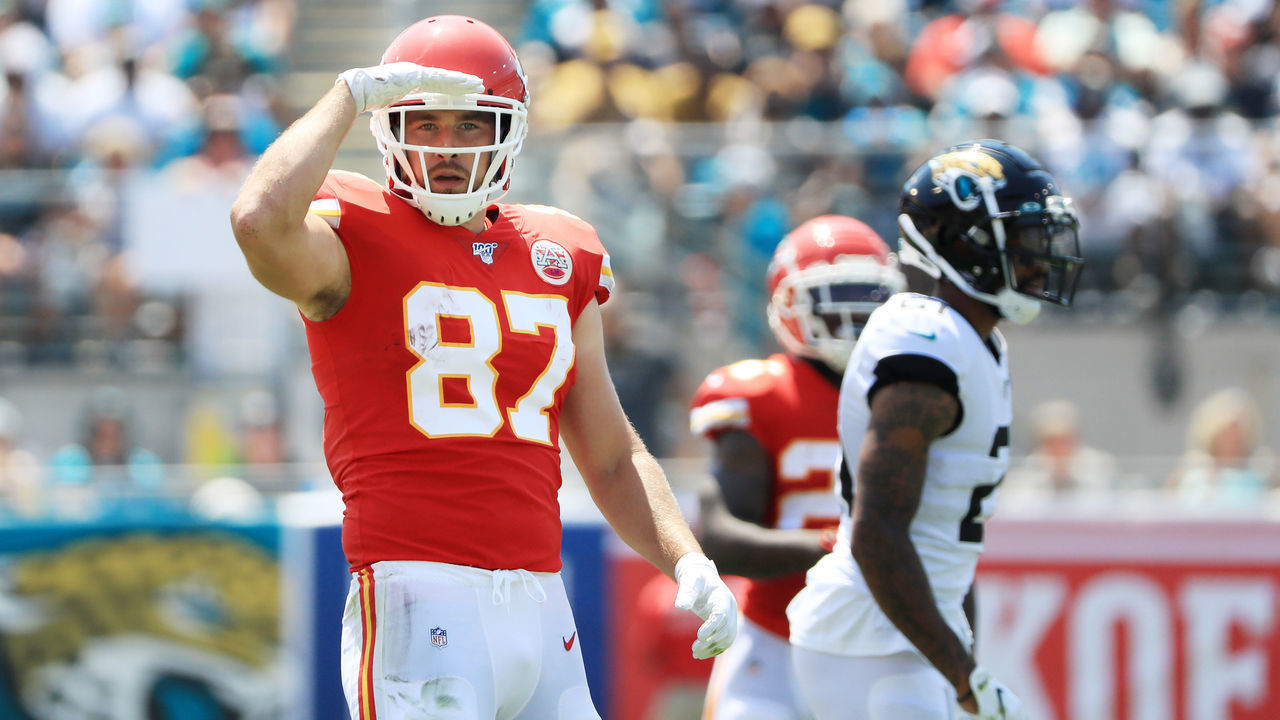 JACKSONVILLE, FLORIDA - SEPTEMBER 08: tight end Travis Kelce #87 of the Kansas City Chiefs reacts in the first quarter against the Jacksonville Jaguars at TIAA Bank Field on September 08, 2019 in Jacksonville, Florida.