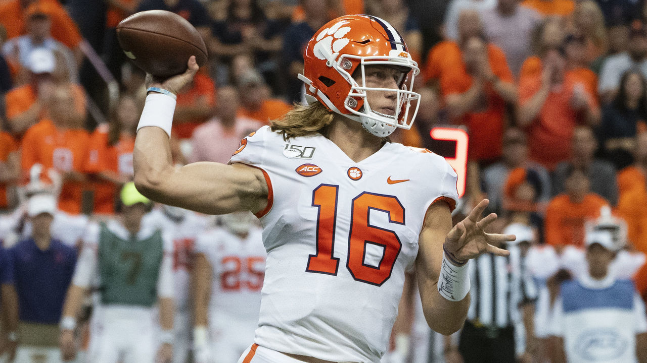 SYRACUSE, NY - SEPTEMBER 14: Clemson Tigers Quarterback Trevor Lawrence (16) throws the ball during the first quarter of the game between the Clemson Tigers and the Syracuse Orange on September 14, 2019, at the Carrier Dome in Syracuse, NY.