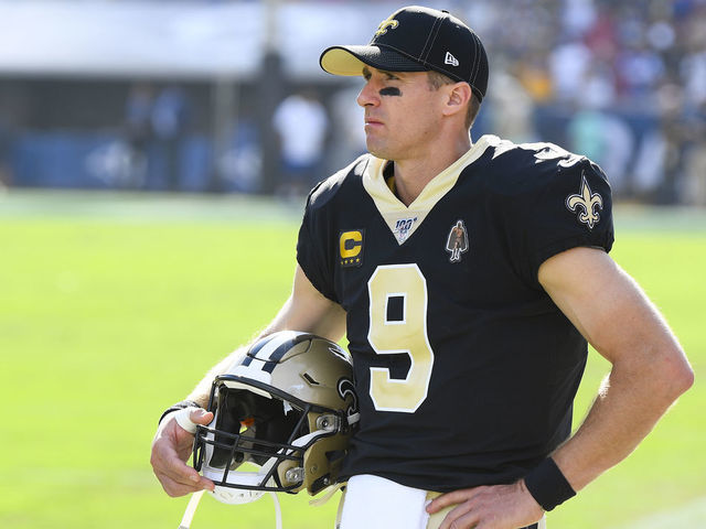 LOS ANGELES, CA - SEPTEMBER 15: New Orleans Saints Quarterback Drew Brees (9) looks on from the sidelines after being hurt during an NFL game between the New Orleans Saints and the Los Angeles Rams on September 15, 2019, at the Los Angeles Memorial Coliseum in Los Angeles, CA.