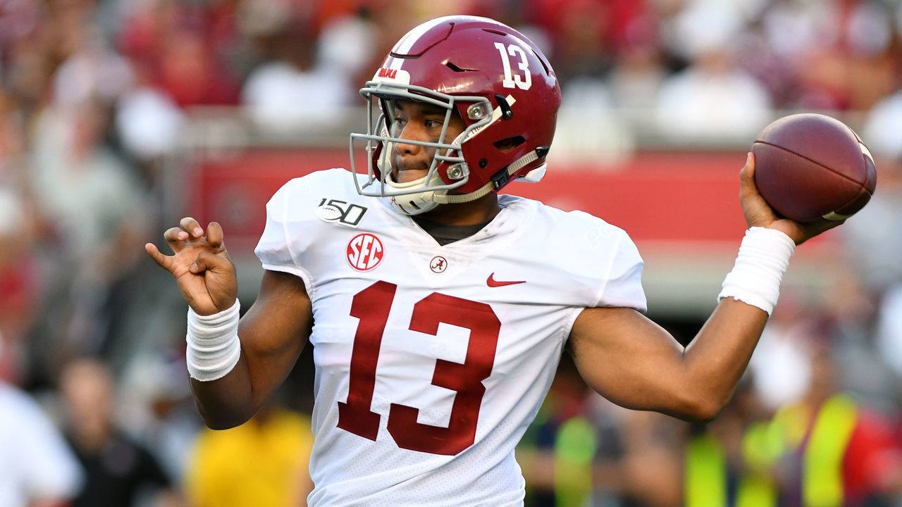 COLUMBIA, SC - SEPTEMBER 14: Alabama Crimson Tide quarterback Tua Tagovailoa (13) draws back to pass during the game between the Alabama Crimson Tide and the South Carolina Gamecocks on September 14, 2019 at Williams-Brice Stadium in Columbia,SC.