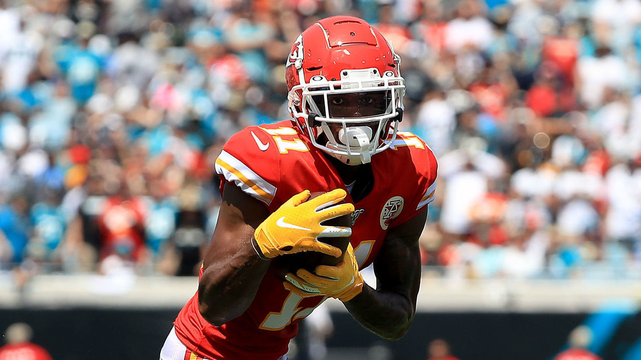 JACKSONVILLE, FLORIDA - SEPTEMBER 08: Demarcus Robinson #11 of the Kansas City Chiefs runs for yardage during the game at TIAA Bank Field on September 08, 2019 in Jacksonville, Florida.
