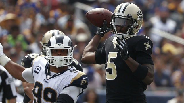 LOS ANGELES, CALIFORNIA - SEPTEMBER 15: Quarterback Teddy Bridgewater #5 of the New Orleans Saints looks to make a pass in the game against the Los Angeles Rams at Los Angeles Memorial Coliseum on September 15, 2019 in Los Angeles, California.