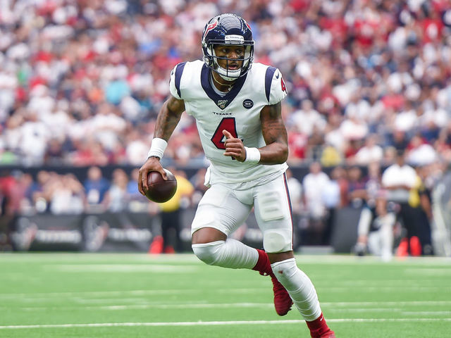 HOUSTON, TX - SEPTEMBER 15: Houston Texans quarterback Deshaun Watson (4) scrambles during the football game between the Houston Texans and Jacksonville Jaguars at NRG Stadium on September 15, 2019 in Houston, Texas.