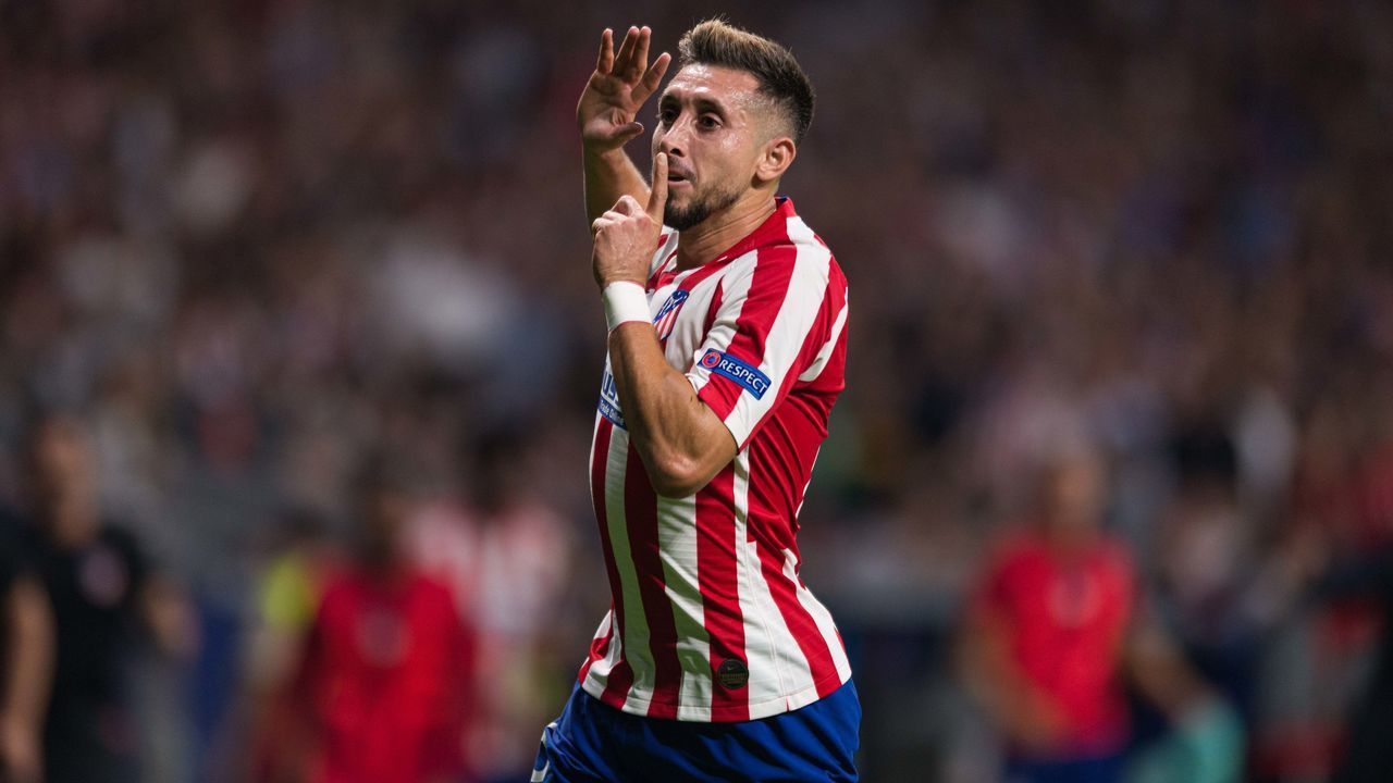 MADRID, SPAIN - SEPTEMBER 18: Hector Herrera of Atletico de Madrid celebrates his team's second goal during the UEFA Champions League group D match between Atletico Madrid and Juventus at Wanda Metropolitano on September 18, 2019 in Madrid, Spain.