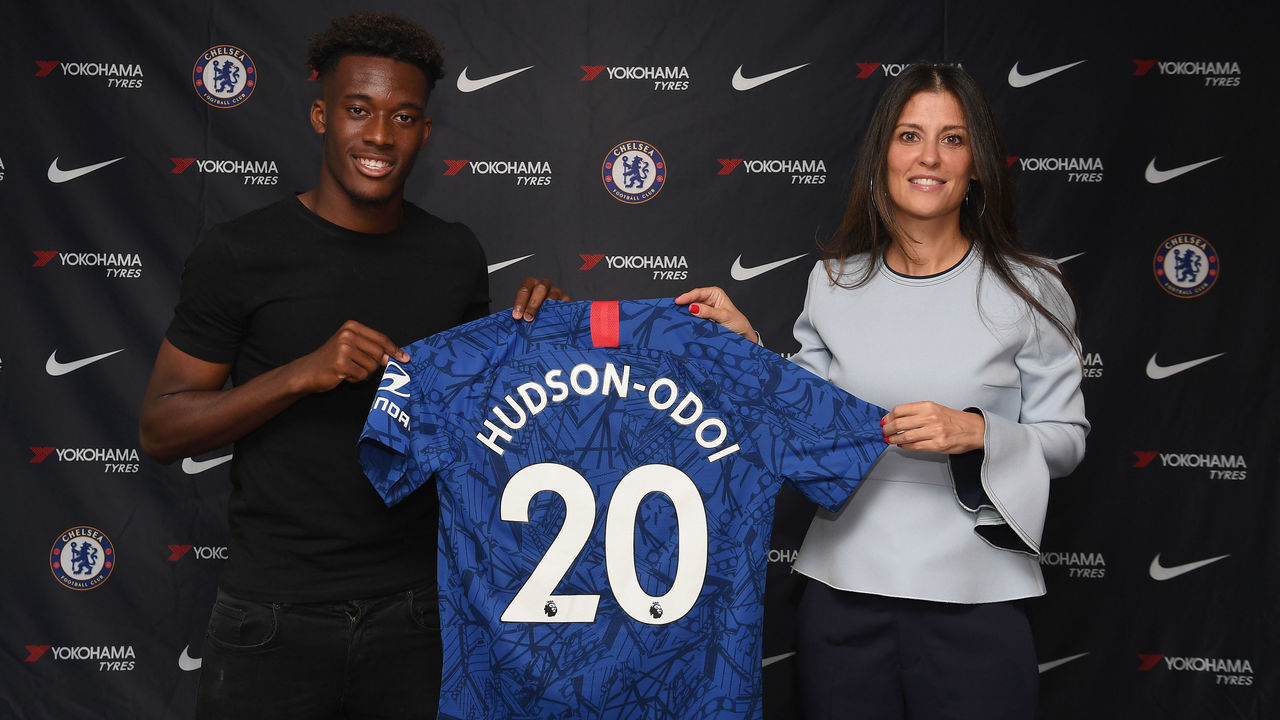 LONDON, ENGLAND - SEPTEMBER 19: Callum Hudson-Odoi of Chelsea signs a new 5 year contract along side Director Marina Granovskaia at Stamford Bridge on September 19, 2019 in London, England.