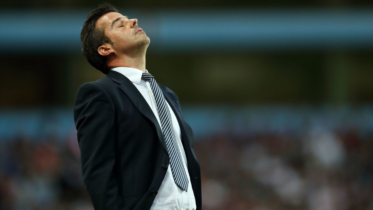 BIRMINGHAM, ENGLAND - AUGUST 23: Everton manager / head coach Marco Silva reacts during the Premier League match between Aston Villa and Everton FC at Villa Park on August 23, 2019 in Birmingham, United Kingdom.