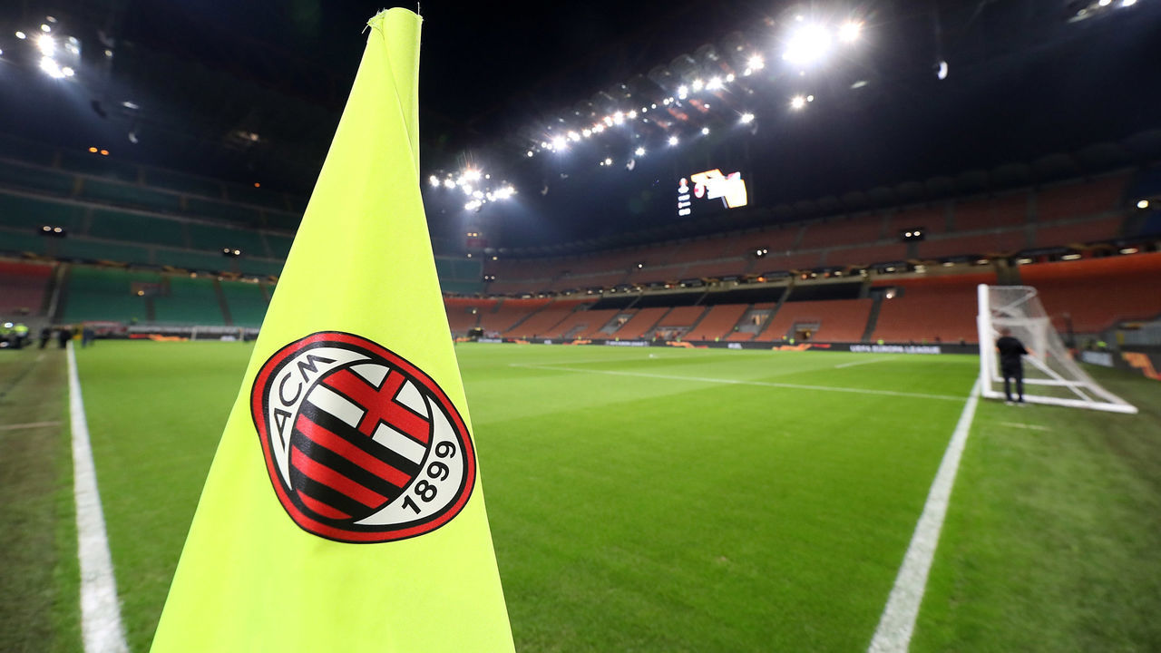 MILAN, ITALY - NOVEMBER 29: A general view of the stadium before the UEFA Europa League Group F match between AC Milan and F91 Dudelange at Stadio Giuseppe Meazza on November 29, 2018 in Milan, Italy.