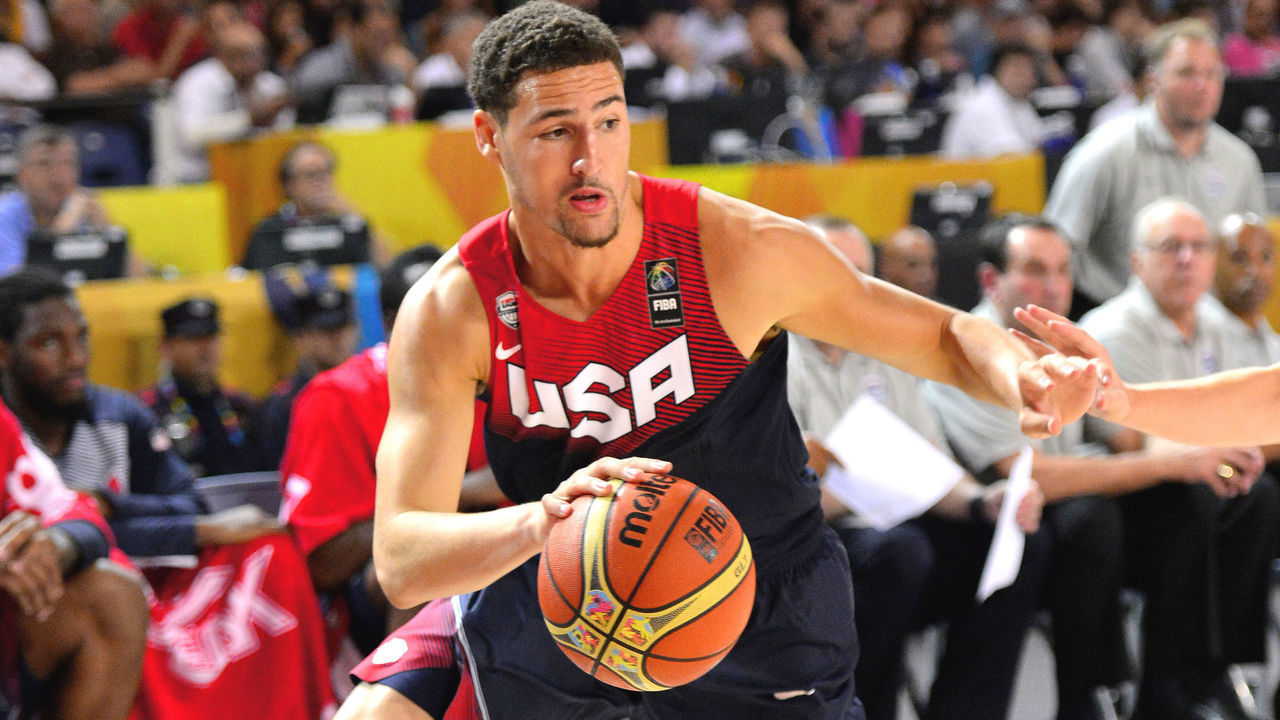 BILBAO, SPAIN - SEPTEMBER 04: Klay Thompson #5 of the USA Basketball Men's National Team handles the ball against the Ukraine Basketball Team during the FIBA 2014 World Cup Tournament at the Bilbao Exhibition Center on September 04, 2014 in Bilbao, Spain. NOTE TO USER: User expressly acknowledges and agrees that, by downloading and/or using this Photograph, user is consenting to the terms and conditions of the Getty Images License Agreement. Mandatory Copyright Notice: Copyright 2014 NBAE