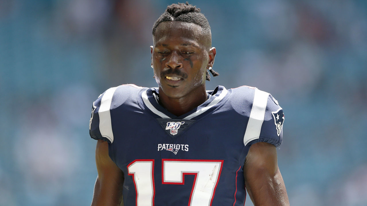 MIAMI, FLORIDA - SEPTEMBER 15: Wide Receiver Antonio Brown #17 of the New England Patriots warms up prior to the game against the Miami Dolphins at Hard Rock Stadium on September 15, 2019 in Miami, Florida.