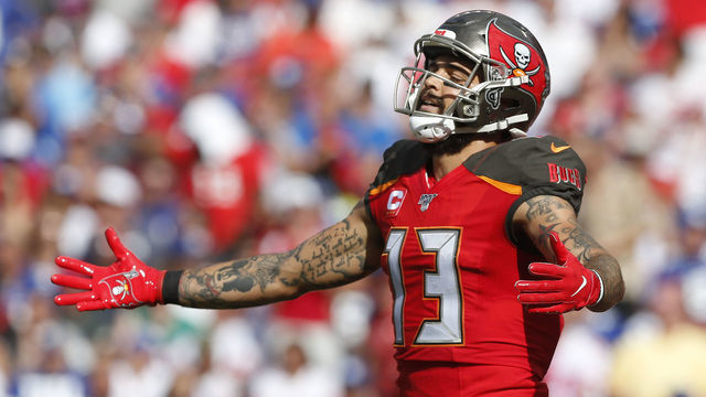 TAMPA, FLORIDA - SEPTEMBER 22: Wide receiver Mike Evans #13 of the Tampa Bay Buccaneers celebrates after a first quarter touchdown during the game against the New York Giants at Raymond James Stadium on September 22, 2019 in Tampa, Florida.