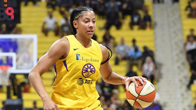LOS ANGELES, CA - SEPTEMBER 22: Candace Parker #3 of Los Angeles Sparks handles the ball against the Connecticut Sun during Game Three of the 2019 WNBA Semifinals on September 22, 2019 at the Walter Pyramid in Long Beach, California Mandatory Copyright Notice: Copyright 2019 NBAE
