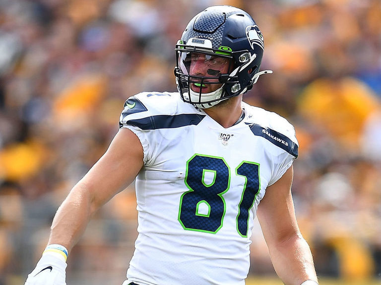 Seahawks trade Vannett to Steelers