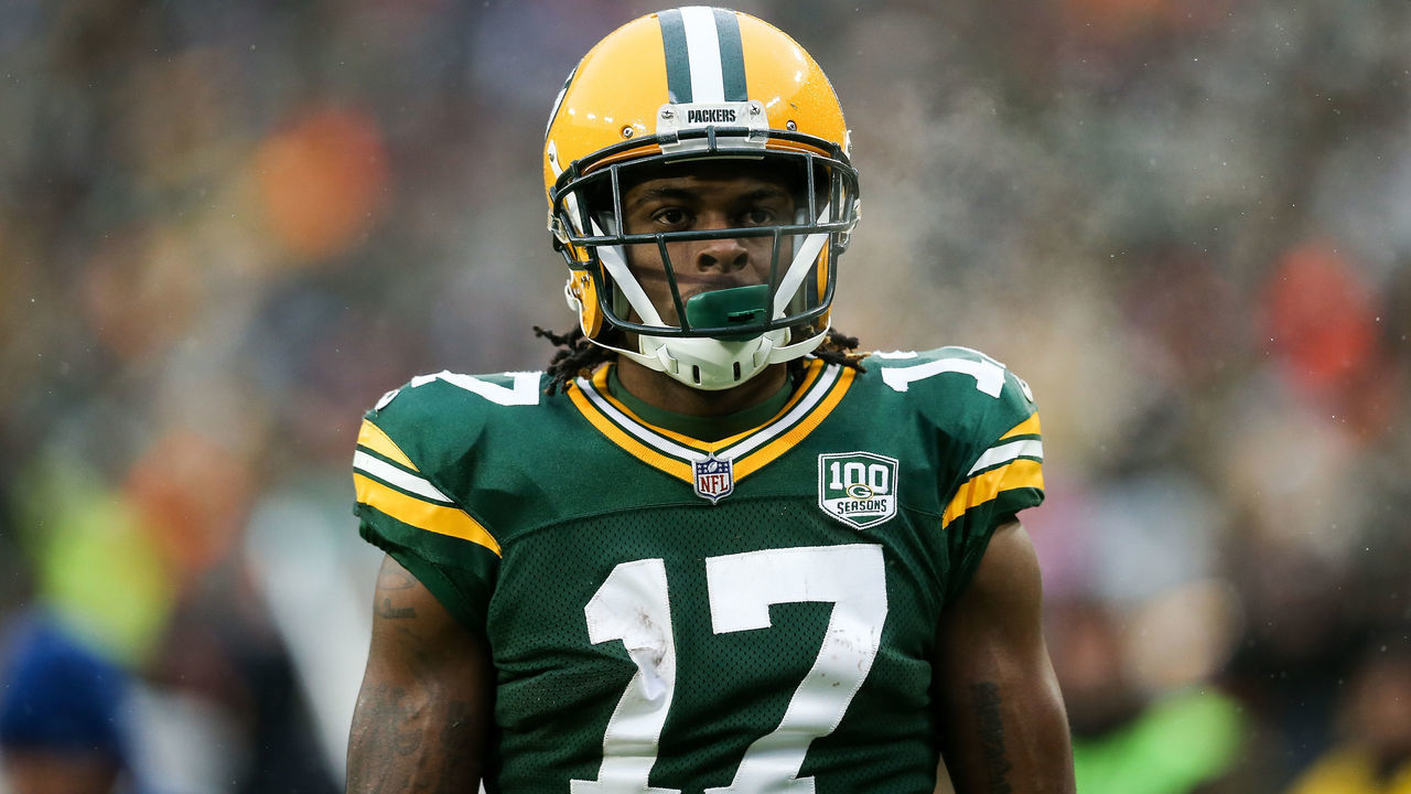 GREEN BAY, WISCONSIN - DECEMBER 02: Davante Adams #17 of the Green Bay Packers looks on in the fourth quarter against the Arizona Cardinals at Lambeau Field on December 02, 2018 in Green Bay, Wisconsin.
