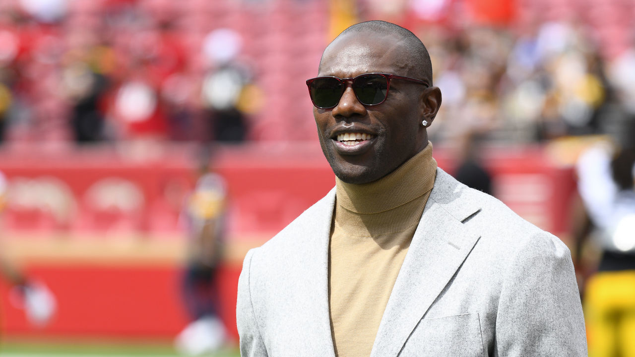 SANTA CLARA, CA - SEPTEMBER 22: Former 49ers Terrell Owens looks on during the National Football League game between the Pittsburgh Steelers and the San Francisco 49ers on September 22, 2019, at Levi's Stadium in Santa Clara, CA.