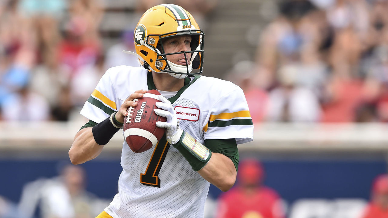 MONTREAL, QC - JULY 20: Trevor Harris #7 of the Edmonton Eskimos looks to pass the ball against the Montreal Alouettes during the CFL game at Percival Molson Stadium on July 20, 2019 in Montreal, Quebec, Canada. The Montreal Alouettes defeated the Edmonton Eskimos 20-10.