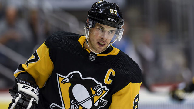 PITTSBURGH, PA - SEPTEMBER 25: Pittsburgh Penguins center Sidney Crosby (87) looks on during the third period in the NHL game between the Pittsburgh Penguins and the Detroit Red Wings on September 25, 2019, at PPG Paints Arena in Pittsburgh, PA.