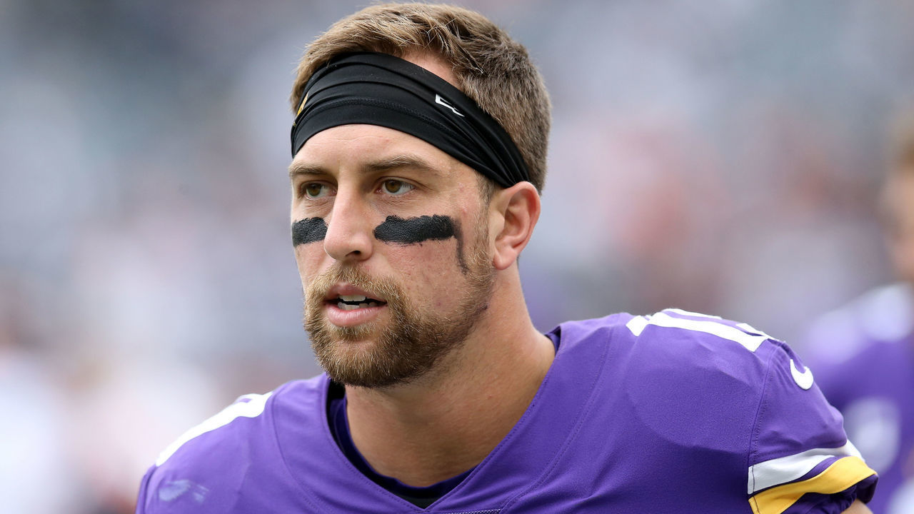 CHICAGO, ILLINOIS - SEPTEMBER 29: Adam Thielen #19 of the Minnesota Vikings warms up before the game against the Chicago Bears at Soldier Field on September 29, 2019 in Chicago, Illinois.