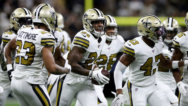 NEW ORLEANS, LOUISIANA - SEPTEMBER 29: Vonn Bell #24 of the New Orleans Saints celebrates a run against the Dallas Cowboys during the second quarter in the game at Mercedes Benz Superdome on September 29, 2019 in New Orleans, Louisiana.
