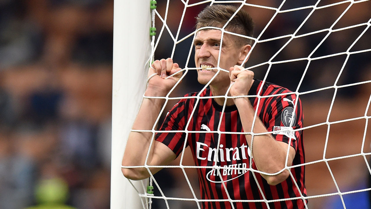 MILAN, ITALY - SEPTEMBER 21: Krzysztof Piatek of Milan shows his dejection during the Serie A match between AC Milan and FC Internazionale at Stadio Giuseppe Meazza on September 21, 2019 in Milan, Italy.