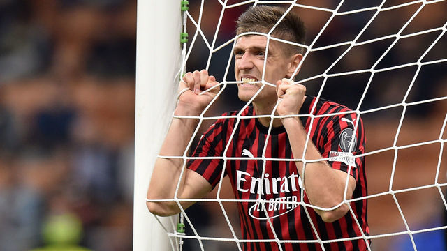 MILAN, ITALY - SEPTEMBER 21: Krzysztof Piatek of Milan shows his dejection during the Serie A match between AC Milan and FC Internazionale at Stadio Giuseppe Meazza on September 21, 2019 in Milan, Italy.