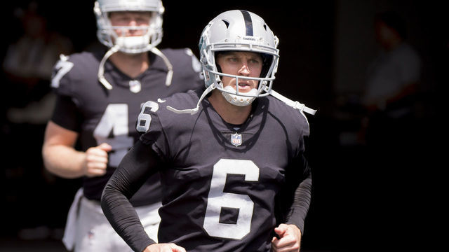 MIAMI GARDENS, FL - SEPTEMBER 23: Oakland Raiders Kicker Mike Nugent (6) during the NFL football game between the Oakland Raiders and the Miami Dolphins on September 23, 2018, at the Hard Rock Stadium in Miami Gardens, FL.