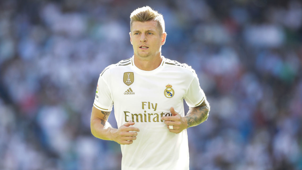MADRID, SPAIN - OCTOBER 5: Toni Kroos of Real Madrid during the La Liga Santander match between Real Madrid v Granada at the Santiago Bernabeu on October 5, 2019 in Madrid Spain