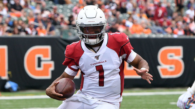 CINCINNATI, OH - OCTOBER 06: Arizona Cardinals Quarterback Kyler Murray (1) finds a hole in the Cincinnati Bengals defense during the NFL football bag between the Arizona Cardinals and the Cincinnati Bengals on October 6, 2019, at Paul Brown Stadium in Cincinnati, Ohio.