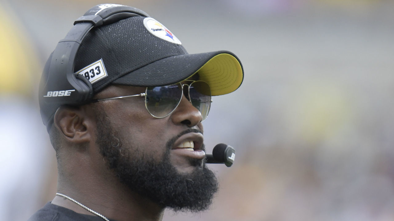 PITTSBURGH, PA - OCTOBER 06: Pittsburgh Steelers head coach Mike Tomlin looks on during the game between the Pittsburgh Steelers and the Baltimore Ravens on October 6, 2019 at Heinz Field in Pittsburgh, PA.