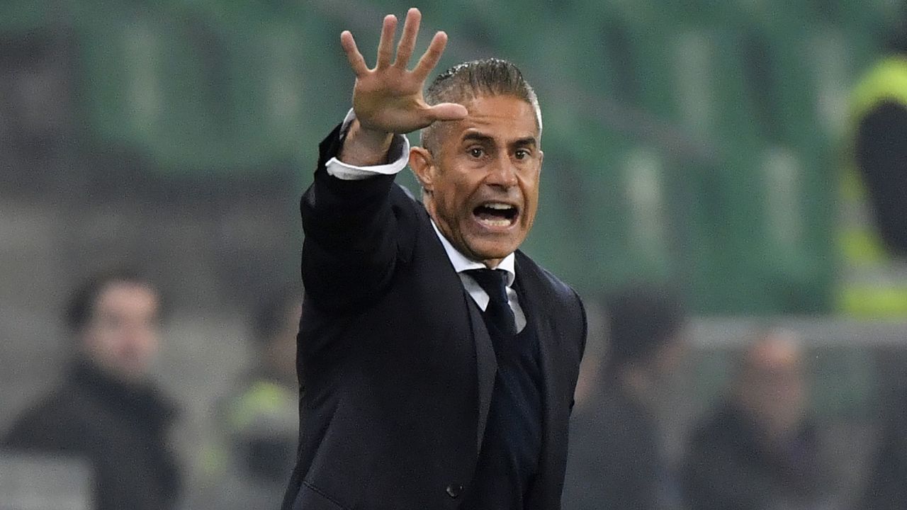 Lyon's Brazilian coach Sylvinho gestures during the French L1 football match between AS Saint-Etienne and Olympique Lyonnais at the Geoffroy Guichard Stadium in Saint-Etienne, central France on October 6, 2019.