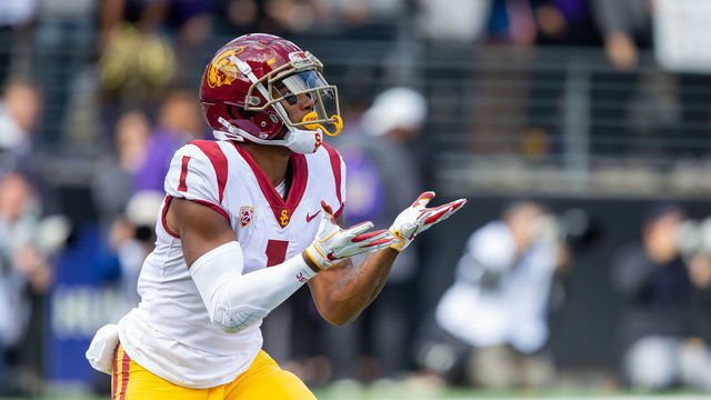 SEATTLE, WA - SEPTEMBER 28: USC Trojans wide receiver Velus Jones Jr. (1) catches the football during a game between the Washington Huskies and the University of Southern California Trojans on Saturday, September 28, 2019 at Husky Stadium in Seattle, WA.