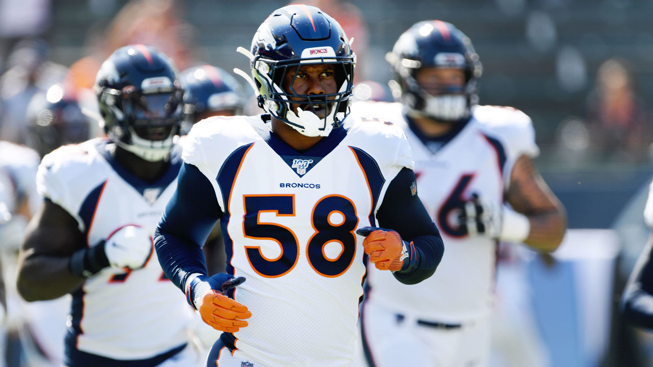 Monday's NFL: Denver Broncos trade star Von Miller to Los Angeles Rams