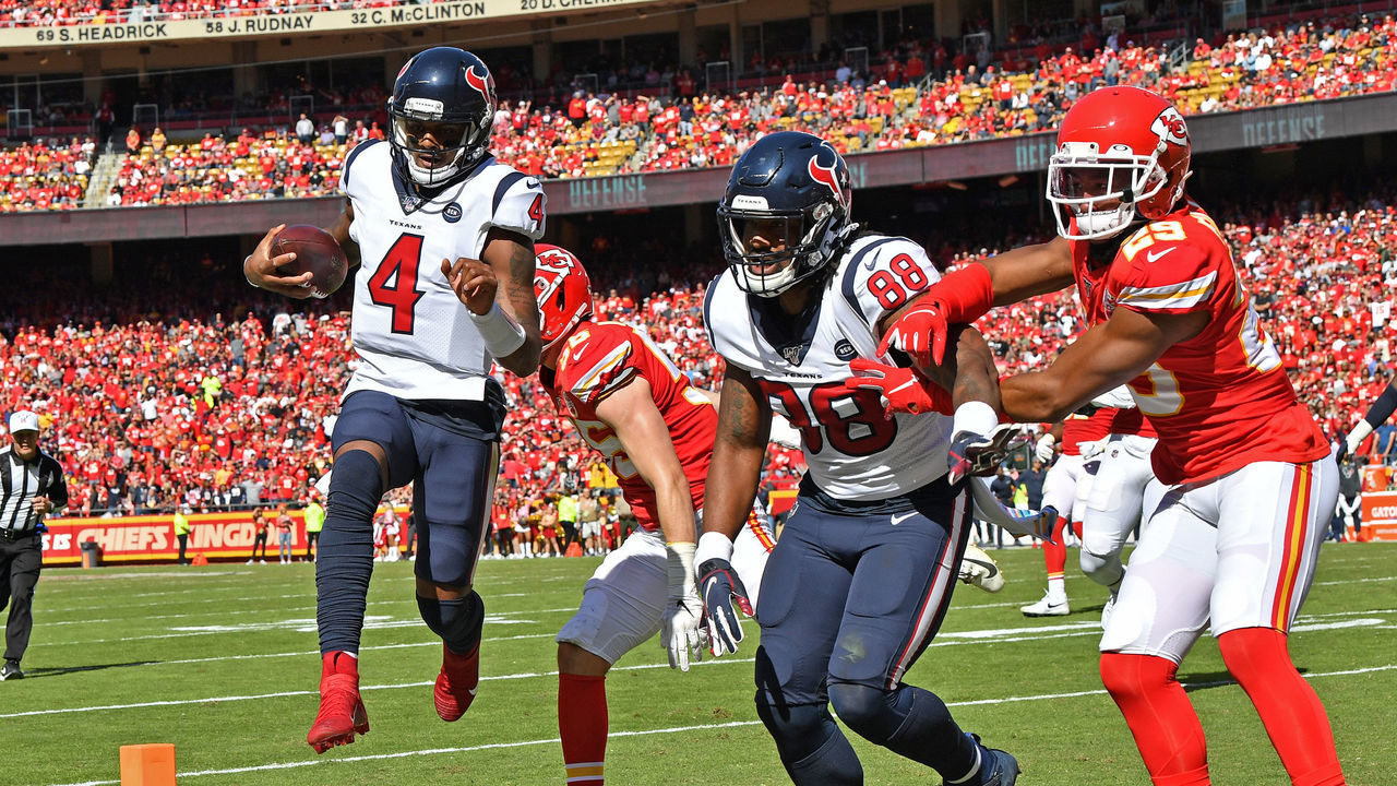 KANSAS CITY, MO - OCTOBER 13: Quarterback Deshaun Watson #4 of the Houston Texans rushes into the end zone for a touchdown against the Kansas City Chiefs during the second quarter at Arrowhead Stadium on October 13, 2019 in Kansas City, Missouri.
