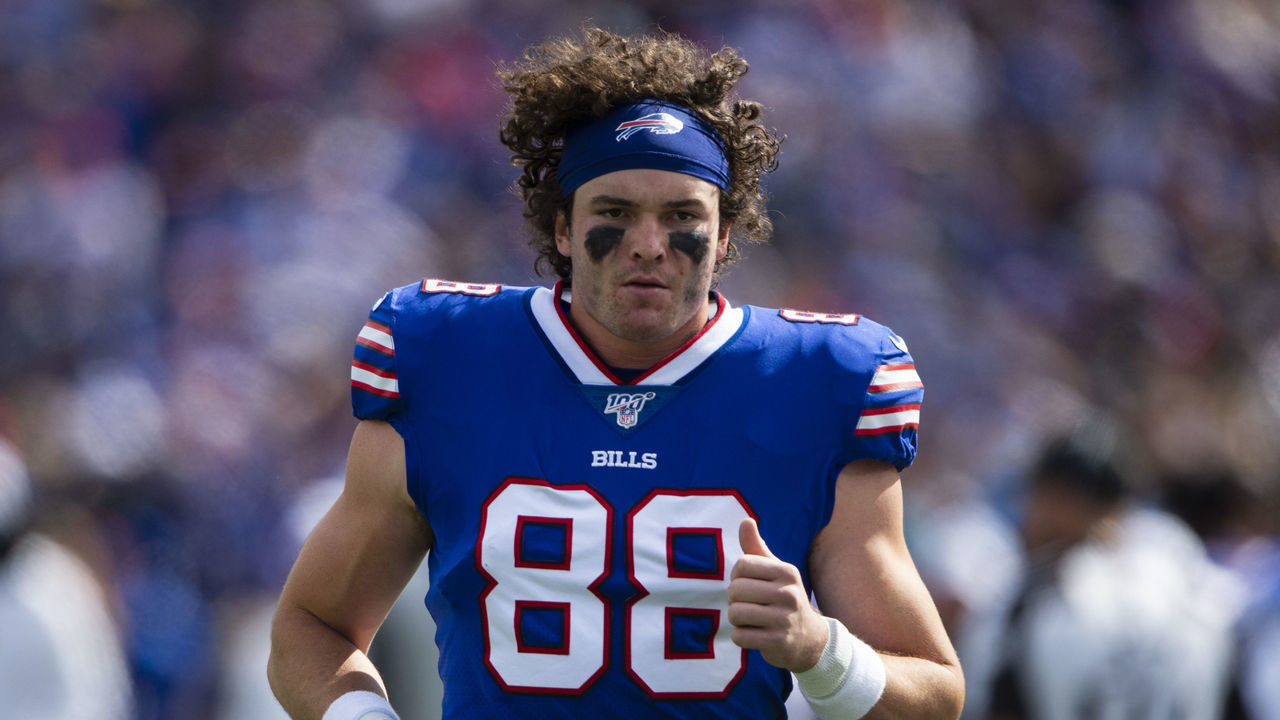 ORCHARD PARK, NY - SEPTEMBER 29: Buffalo Bills Tight End Dawson Knox (88) during the first quarter of the game between the New England Patriots and the Buffalo Bills on September 29 ,2019, at New Era Field in Orchard Park, NY.
