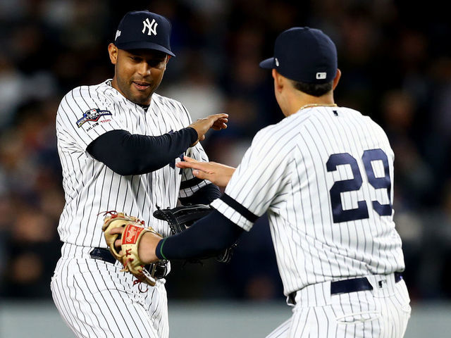 Yankees' Aroldis Chapman injures hand in celebration, but will be OK for  ALCS