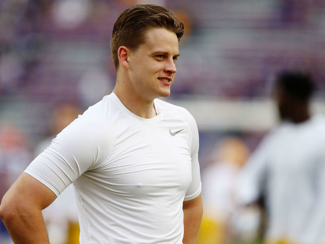 BATON ROUGE, LOUISIANA - OCTOBER 12: Quarterback Joe Burrow #9 of the LSU Tigers warms up prior to the game against the Florida Gators at Tiger Stadium on October 12, 2019 in Baton Rouge, Louisiana.