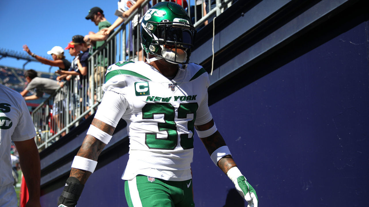 FOXBOROUGH, MASSACHUSETTS - SEPTEMBER 22: Jamal Adams #33 of the New York Jets walks back to the locker room prior to the game against the New England Patriots at Gillette Stadium on September 22, 2019 in Foxborough, Massachusetts.