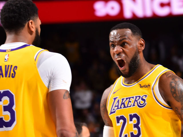 DALLAS, TX - NOVEMBER 1: LeBron James #23 of the Los Angeles Lakers reacts to a play against the Dallas Mavericks on November 1, 2019 at the American Airlines Center in Dallas, Texas. NOTE TO USER: User expressly acknowledges and agrees that, by downloading and/or using this Photograph, user is consenting to the terms and conditions of the Getty Images License Agreement. Mandatory Copyright Notice: Copyright 2019 NBAE