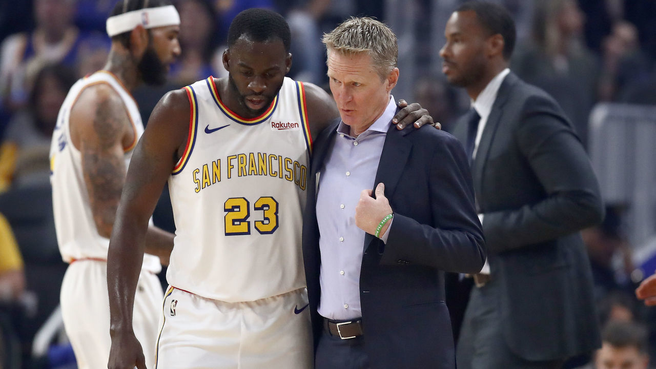 SAN FRANCISCO, CALIFORNIA - NOVEMBER 01: Draymond Green #23 of the Golden State Warriors talks to head coach Steve Kerr during their game against the San Antonio Spurs at Chase Center on November 01, 2019 in San Francisco, California.
