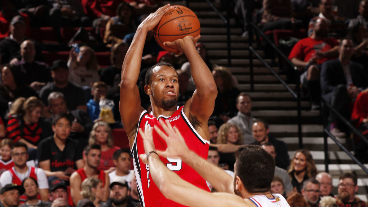 PORTLAND, OR - NOVEMBER 2: Rodney Hood #5 of the Portland Trail Blazers shoots the ball against the Philadelphia 76ers on November 2, 2019 at the Moda Center Arena in Portland, Oregon. Mandatory Copyright Notice: Copyright 2019 NBAE