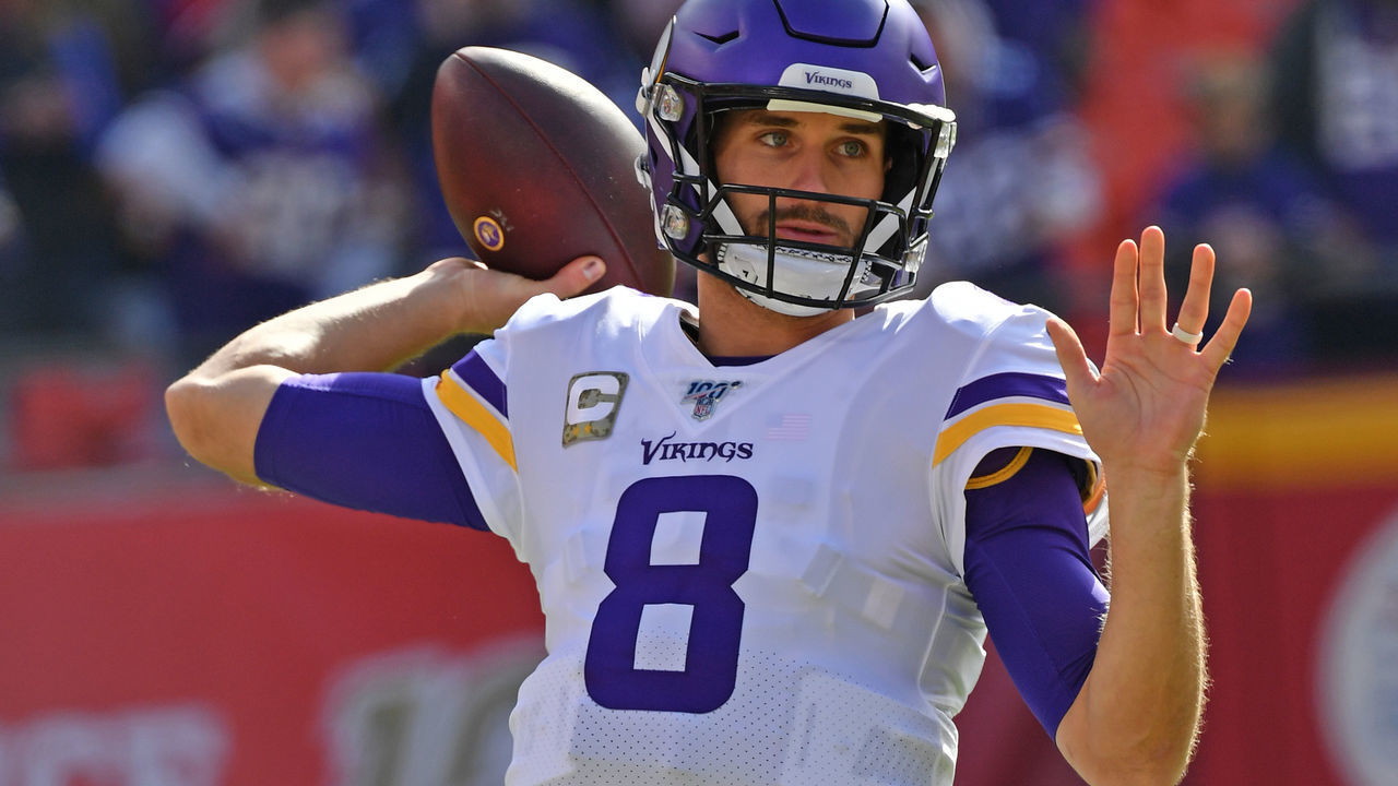 KANSAS CITY, MO - NOVEMBER 03: Quarterback Kirk Cousins #8 of the Minnesota Vikings throws a pass during pre-game prior to a game against the Kansas City Chiefs at Arrowhead Stadium on November 3, 2019 in Kansas City, Missouri.