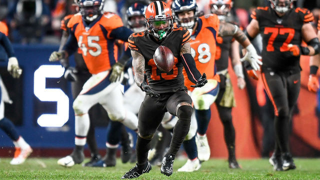 DENVER, CO - NOVEMBER 3: Odell Beckham #13 of the Cleveland Browns bobbles the ball before catching it for a first down in the fourth quarter of a game against the Denver Broncos at Empower Field at Mile High on November 3, 2019 in Denver, Colorado.