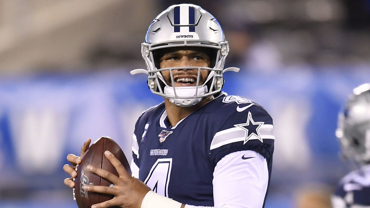 EAST RUTHERFORD, NEW JERSEY - NOVEMBER 04: Dak Prescott #4 of the Dallas Cowboys looks on during warmups against the New York Giants at MetLife Stadium on November 04, 2019 in East Rutherford, New Jersey.